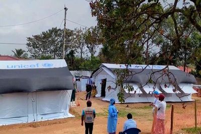 Mỗi 30 phút lại có 1 người tử vong vì Ebola