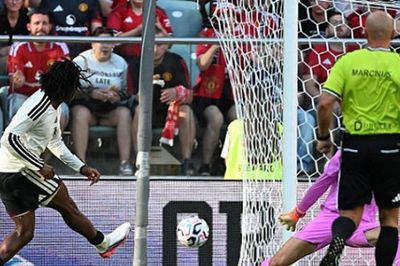 Chấm điểm Manchester United sau trận thua AC Milan: Dorgu rực sáng, Shaw nhận điểm 4