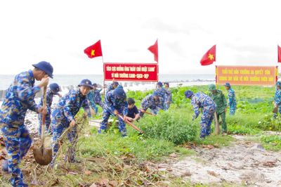 Nhiều hoạt động Ngày Chủ nhật xanh tại đặc khu Trường Sa