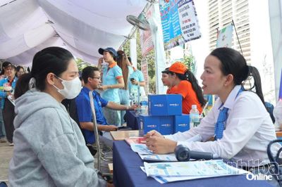 Rộng cửa việc làm