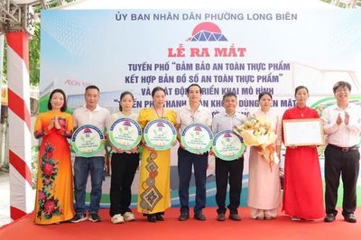 Phường Long Biên ra mắt tuyến phố đảm bảo an toàn thực phẩm