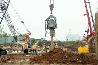 Xây dựng phương án thi công cầu Trần Hưng Đạo trong mùa mưa