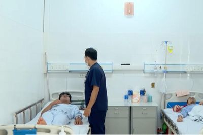 Cảnh báo bệnh chuyển nặng khi sốt xuất huyết vào cao điểm