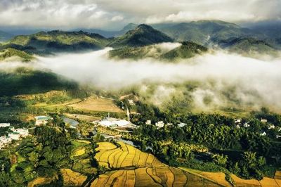 'Nóc nhà' Quảng Ninh có gì ngoài những biển mây?