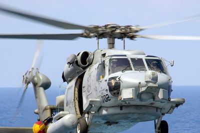 Mỹ cung cấp miễn phí trực thăng SH-60F Seahawk dư thừa cho đồng minh chiến lược