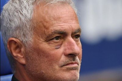 Vết bầm gây chú ý của Mourinho
