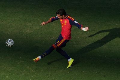 Adidas chi hàng trăm triệu USD, vẫn lao dốc sau World Cup