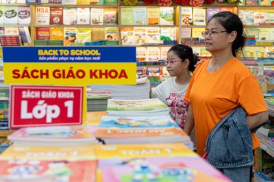 Nhà xuất bản lý giải hiện tượng thiếu sách giáo khoa cục bộ