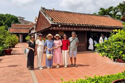 Kỳ 2 – 'Địa chỉ đỏ' về nguồn thiêng liêng