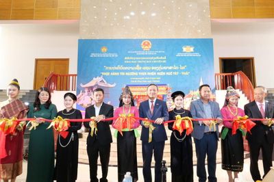 Trưng bày chuyên đề 'Thực hành tín ngưỡng Then nhóm ngôn ngữ Tày - Thái' tại Trung tâm Văn hóa Việt Nam, Thủ đô Viêng Chăn, Lào