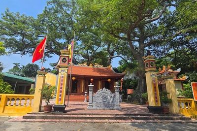 Hải Phòng: Đền Vạn Chài thờ Tứ vị Thánh Nương - các vị thần nữ ở cửa sông biển