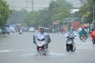 Thời tiết ngày 17/8: Bắc Bộ và Bắc Trung Bộ ngày nắng, từ đêm nay bước vào đợt mưa lớn trên 450mm