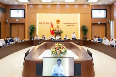 Công bố các nghị quyết của Ủy ban Thường vụ Quốc hội khóa XVI
