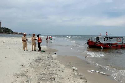 Lâm Đồng quản lý chặt hoạt động đón khách qua ngọn Hải đăng Kê Gà