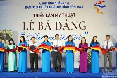 Quảng Trị: Khai mạc triển lãm mỹ thuật 'Lê Bá Đảng-Khát vọng hòa bình'