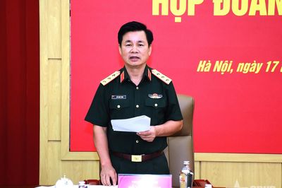 Thượng tướng Đỗ Xuân Tụng chủ trì họp Đoàn kiểm tra số 829 của Ban Thường vụ Quân ủy Trung ương