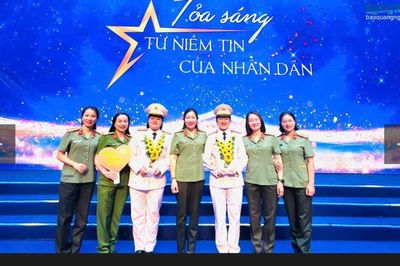 Đóa hoa thắm trong phong trào thi đua Vì an ninh Tổ quốc