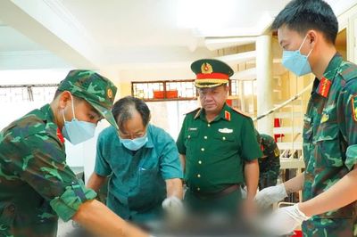 TPHCM hoàn thành 100% công tác lấy mẫu sinh phẩm hài cốt liệt sĩ tại 18/18 nghĩa trang