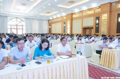 Nghệ An khai mạc Hội nghị tập huấn nghiệp vụ công tác tuyên giáo và dân vận cho 376 cán bộ cấp xã và chi bộ trực thuộc