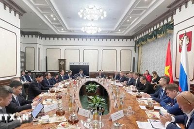 Tiến tới các công trình biểu tượng giữa Hà Nội và Moskva