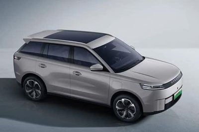 SUV hạng B công suất 208 mã lực, giá từ 599 triệu đồng tại Việt Nam