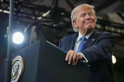 Ông Trump dọa “chiếm” eo biển Hormuz: Có khả thi về mặt pháp lý?