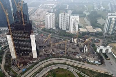 Nhiều nhà băng tăng cho vay bất động sản, nắn dòng tín dụng sao cho phù hợp?