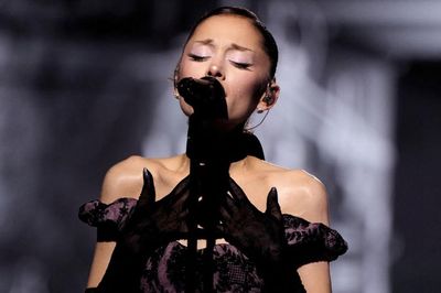 Ariana Grande và đêm diễn như một lời chia tay tại London