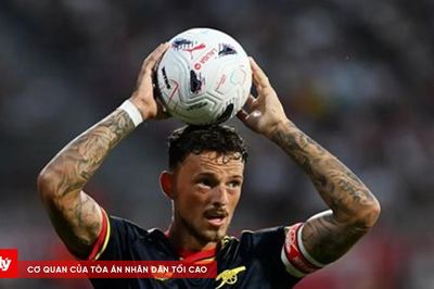 Ngoại hạng Anh áp dụng hàng loạt quy định mới đặc biệt có quy định cấm dùng khăn lau bóng để ném biên