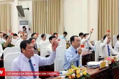 Cà Mau hỗ trợ sách giáo khoa cho học sinh toàn tỉnh