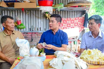 Từ món ăn chống đói trở thành sinh kế của đồng bào xã vùng cao