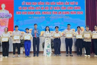 An Giang trao 110 suất học bổng, tổng kết cuộc thi ảnh về người lao động