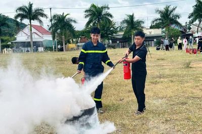 6 xã phía Tây tỉnh tham gia huấn luyện phòng cháy chữa cháy và cứu nạn cứu hộ