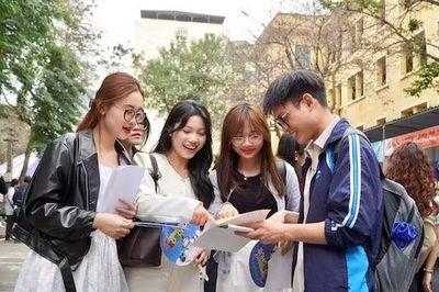 Điểm chuẩn sư phạm vượt 29: Nghề giáo đang trở lại cuộc đua hút học sinh giỏi?