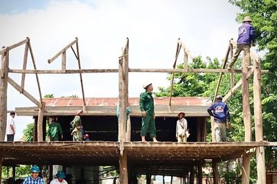 Tháo nhà cũ, dựng cuộc sống mới ở nơi tái định cư