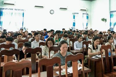 Bồi dưỡng nhận thức về Đảng cho 85 học viên các xã khu vực Diên Khánh