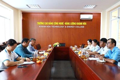 Giám sát công tác y tế trường học tại 2 cơ sở giáo dục