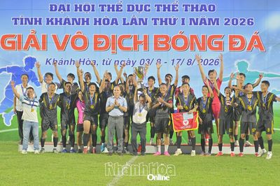 Đội bóng phường Đông Ninh Hòa vô địch giải bóng đá tại Đại hội Thể dục Thể thao tỉnh