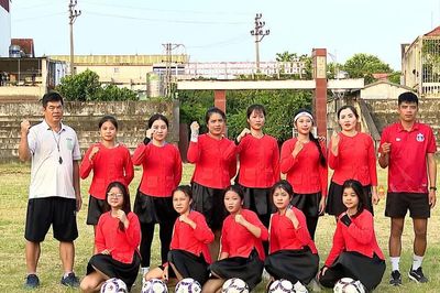 Những bước chân trên miền đất Ngọc