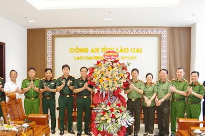 Bộ Chỉ huy Quân sự tỉnh chúc mừng Công an tỉnh nhân ngày truyền thống lực lượng Công an nhân dân