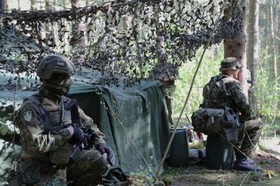Estonia điều chuyển 500 triệu euro mua xe bọc thép sang máy bay không người lái và phòng không