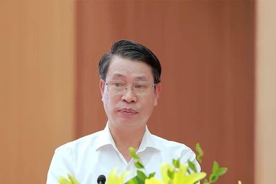 Bồi dưỡng kiến thức phát triển kinh tế đô thị, nông thôn và quản trị địa phương