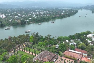 Hạn chế giao thông đường thủy trên sông Hương phục vụ Lễ hội điện Huệ Nam
