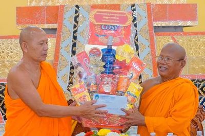 An Giang: Hội Đoàn kết Sư sãi yêu nước tỉnh thăm, tặng quà các điểm dạy chữ Pali - Kinh luận giới