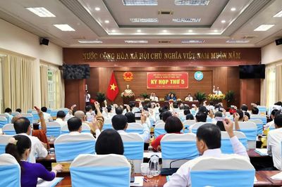 Cà Mau thông qua 24 Nghị quyết, dành hơn 12.500 tỷ đồng phát triển hạ tầng giao thông