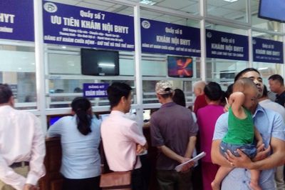 Bảo hiểm y tế hộ gia đình: Càng đông người tham gia, mức đóng càng giảm