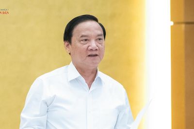 Chỉ quy định phải bảo đảm giải quyết, xét xử đúng thời hạn luật định