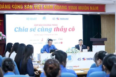 Tuyên dương gần 200 nhà giáo tiêu biểu vùng khó khăn: Lan tỏa hạnh phúc từ những 'Lớp học reo vui'