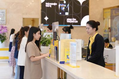 Ngân hàng đồng loạt giảm lãi suất