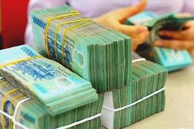 Đóng đủ 20 năm BHXH, nghỉ hưu năm 2026: Lao động nam, nữ nhận lương hưu khác nhau thế nào?
